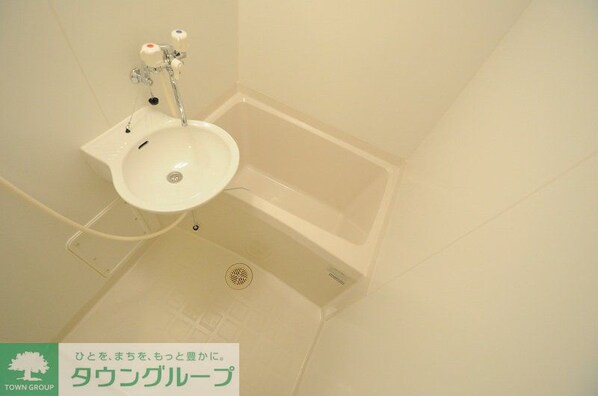 レオパレスサルウェー秦野の物件内観写真